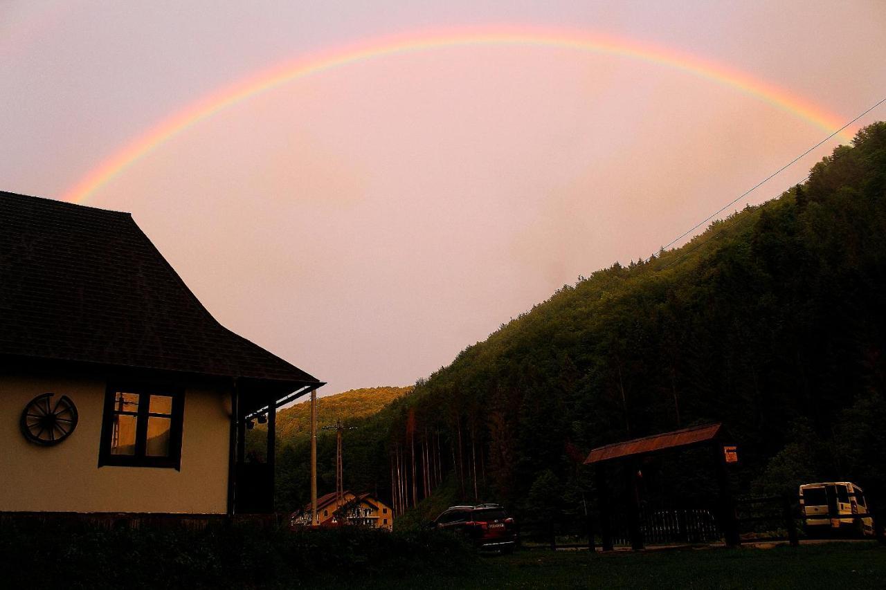 Casuta Din Valea Regilor Villa Gradistea de Munte Exterior photo