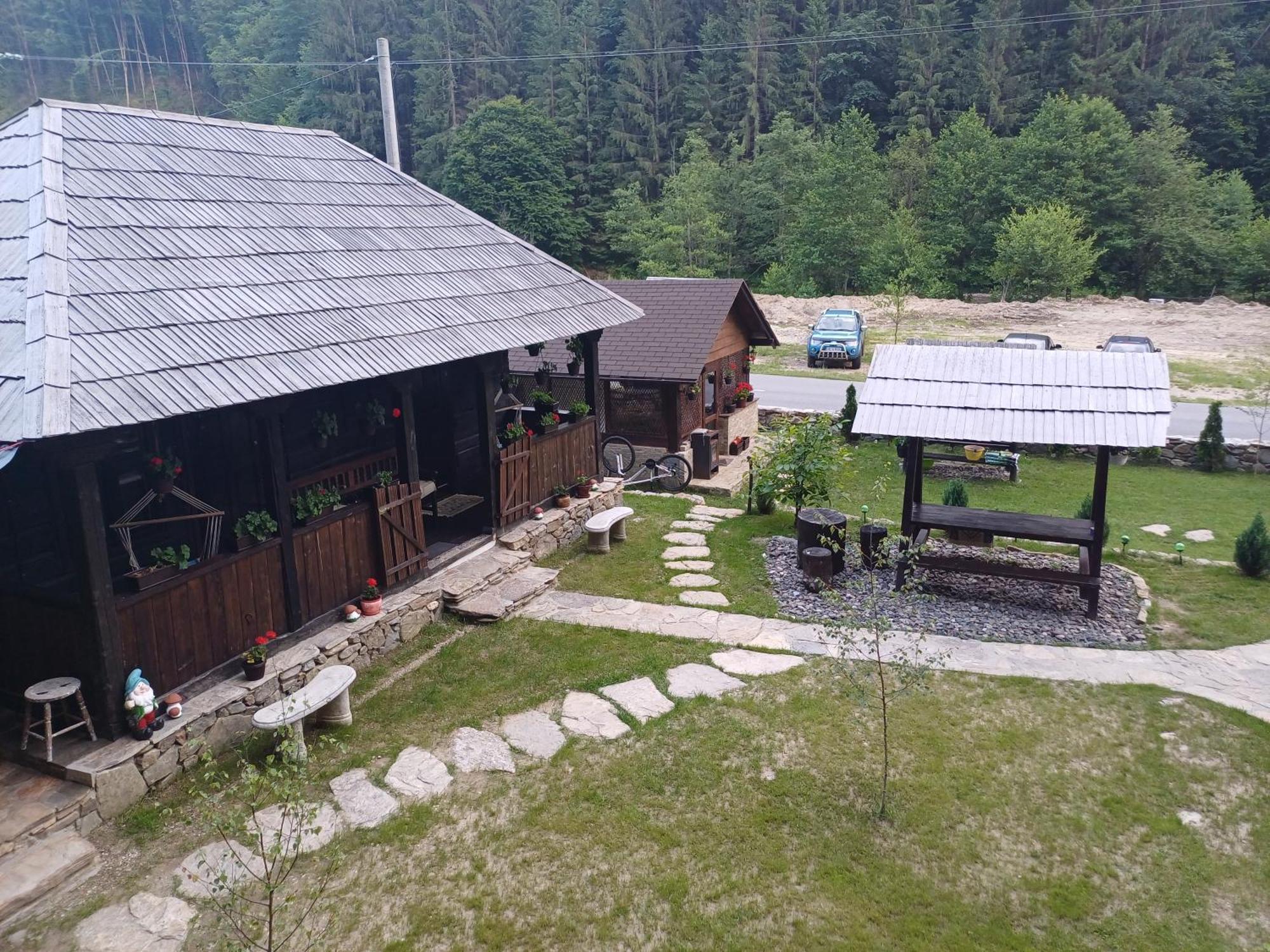Casuta Din Valea Regilor Villa Gradistea de Munte Exterior photo